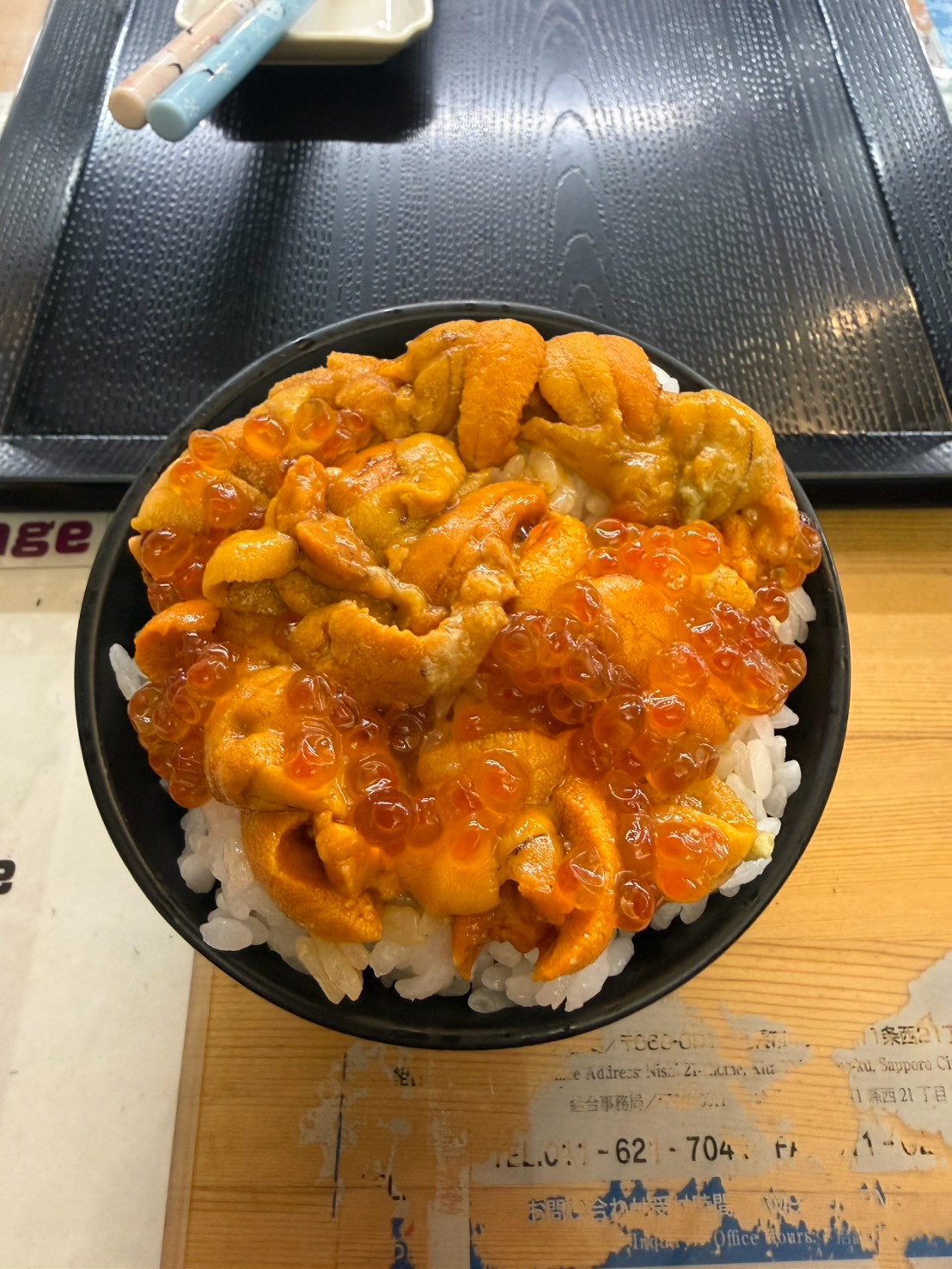 北海道滞在中に社長が楽しんだ海鮮丼
